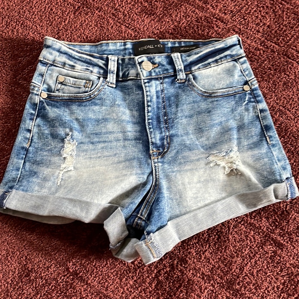 Kendall + Kylie Jean Shorts NWOT